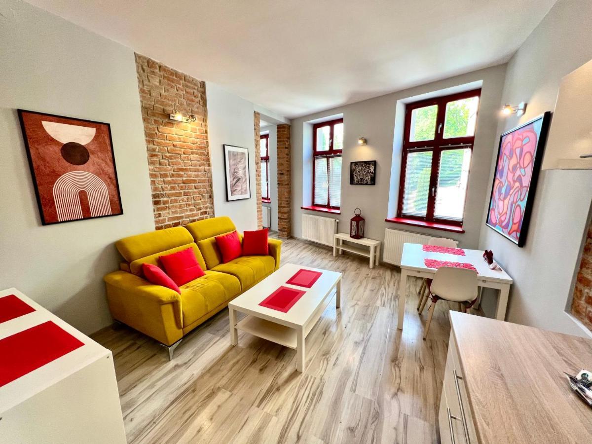 Red&Yellow Apartments Centrum Olsztyn  Extérieur photo